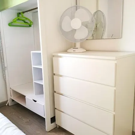 Endless Summer Apartment *
